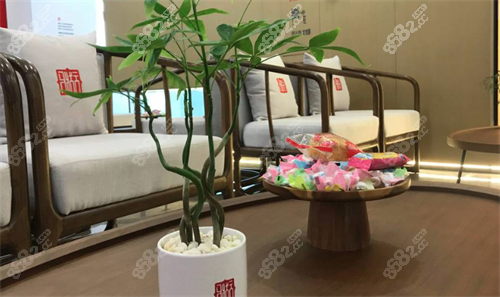 東莞牙狀元口腔醫(yī)院休息區(qū) 東莞牙狀元口腔醫(yī)院休息區(qū)
