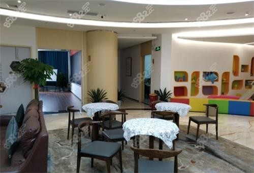 東莞好佰年口腔休息區(qū)