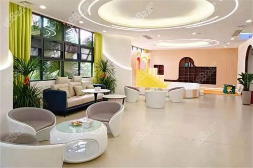 東莞雅仕康口腔醫(yī)院休息區(qū) 東莞雅仕康口腔醫(yī)院休息區(qū)