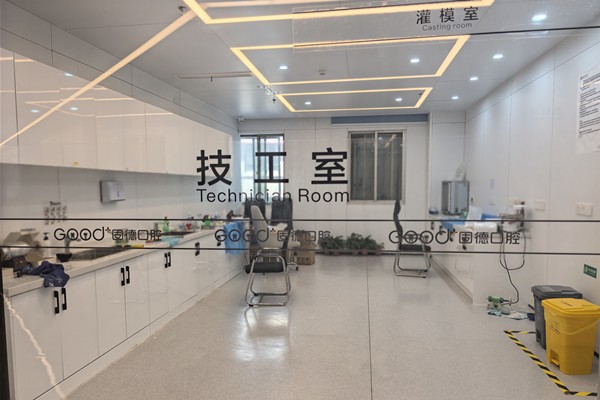 環(huán)境舒適溫馨，兒童診區(qū)設(shè)計貼心