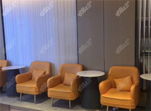 深圳非凡整形醫(yī)院等待區(qū)域
