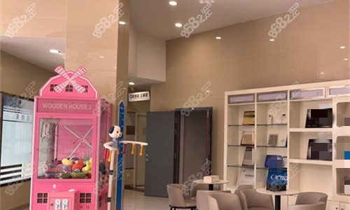 合肥天鵝湖口腔醫(yī)院休息區(qū)