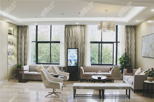 無錫美奧口腔休息區(qū)環(huán)境