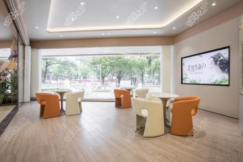 深圳鵬程醫(yī)院候診區(qū)