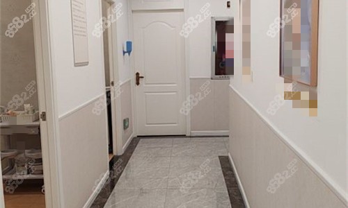 深圳福雅醫(yī)療美容走廊圖