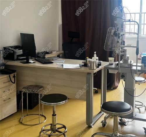 長沙宏朗眼科醫(yī)生辦公室