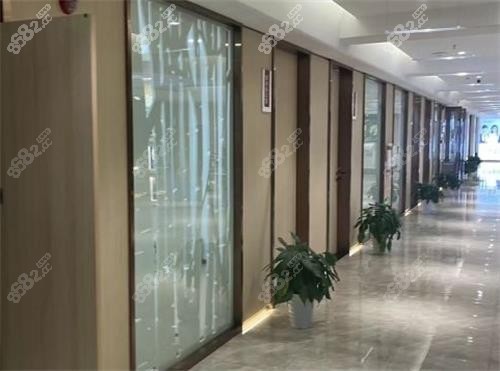 深圳九州植發(fā)醫(yī)院過(guò)道