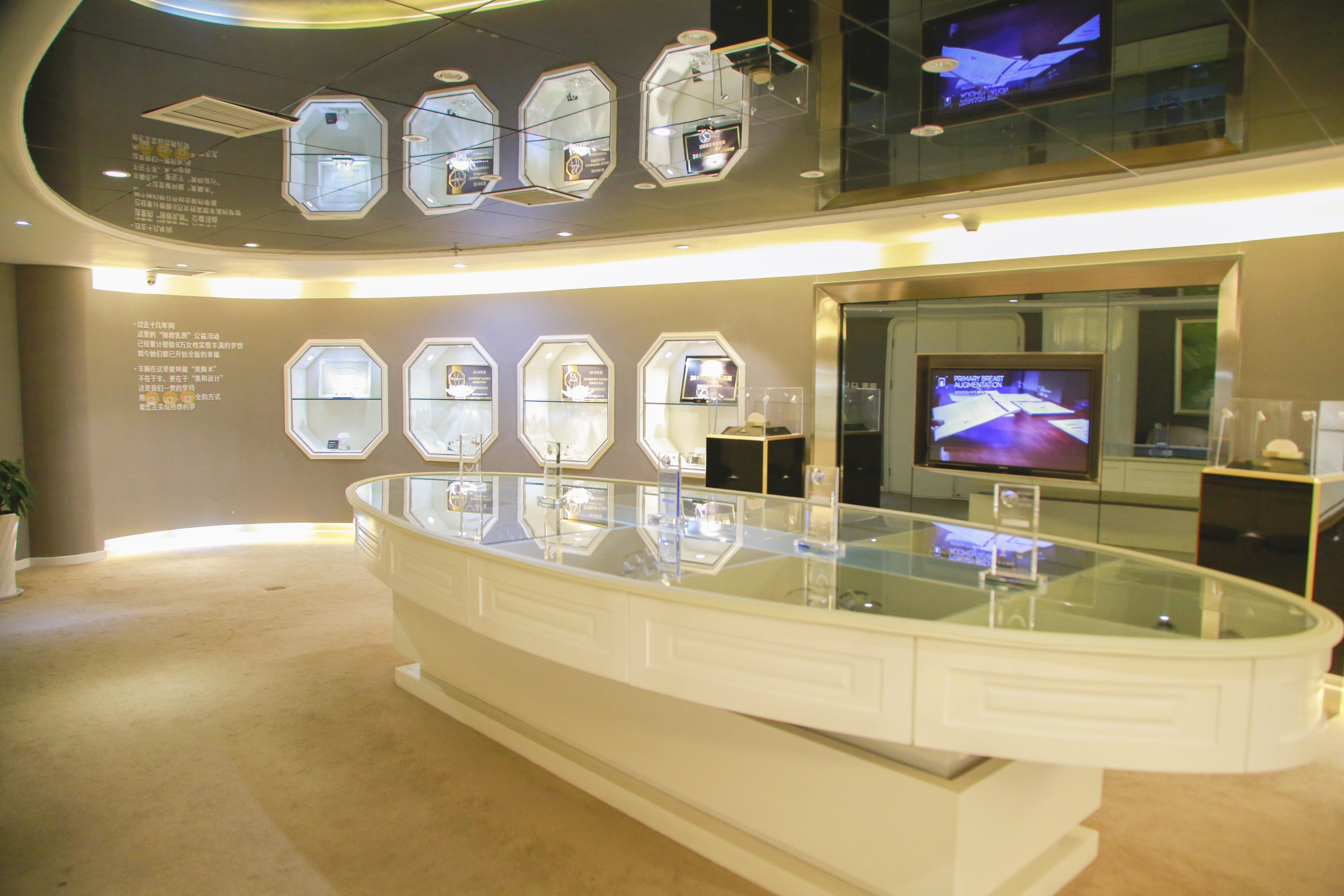 深圳藝星整形醫(yī)院：多種祛疤方式可選