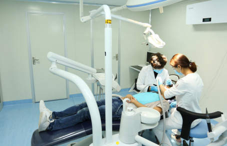 鄭州碧蓮盛植發(fā)醫(yī)院介紹及價格表：FUE無痕植發(fā)技術，毛囊檢測免費，植發(fā)費用5000 - 15000元！ 