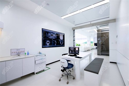 柳州德立口腔辦公室