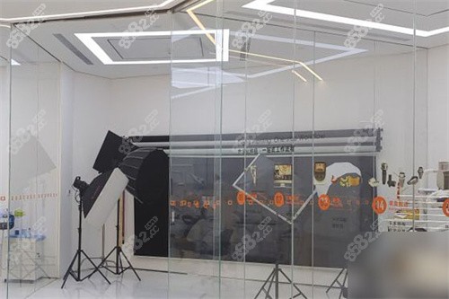 鄭州白皮書(shū)口腔醫(yī)院拍片區(qū)域