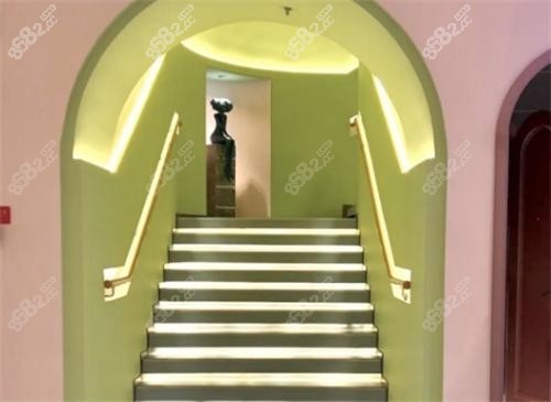 鄭州締萊美整形內(nèi)部走廊 鄭州締萊美整形內(nèi)部走廊