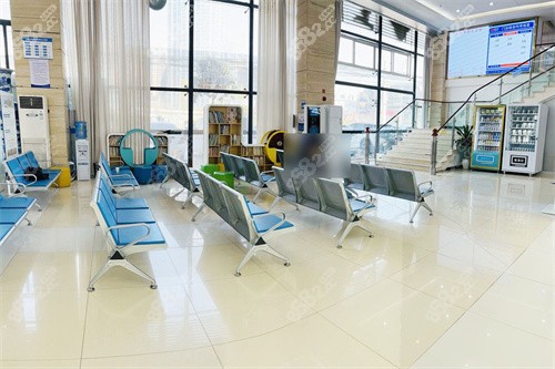 重慶迪邦皮膚醫(yī)院大廳休息區(qū)