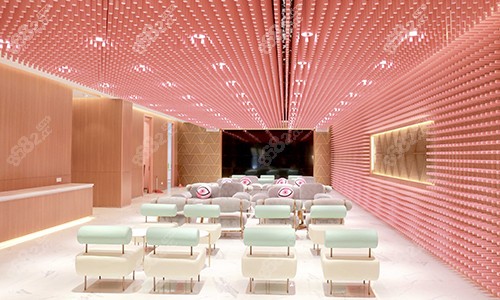 深圳藝星整形等候區(qū)環(huán)境 深圳藝星整形等候區(qū)環(huán)境