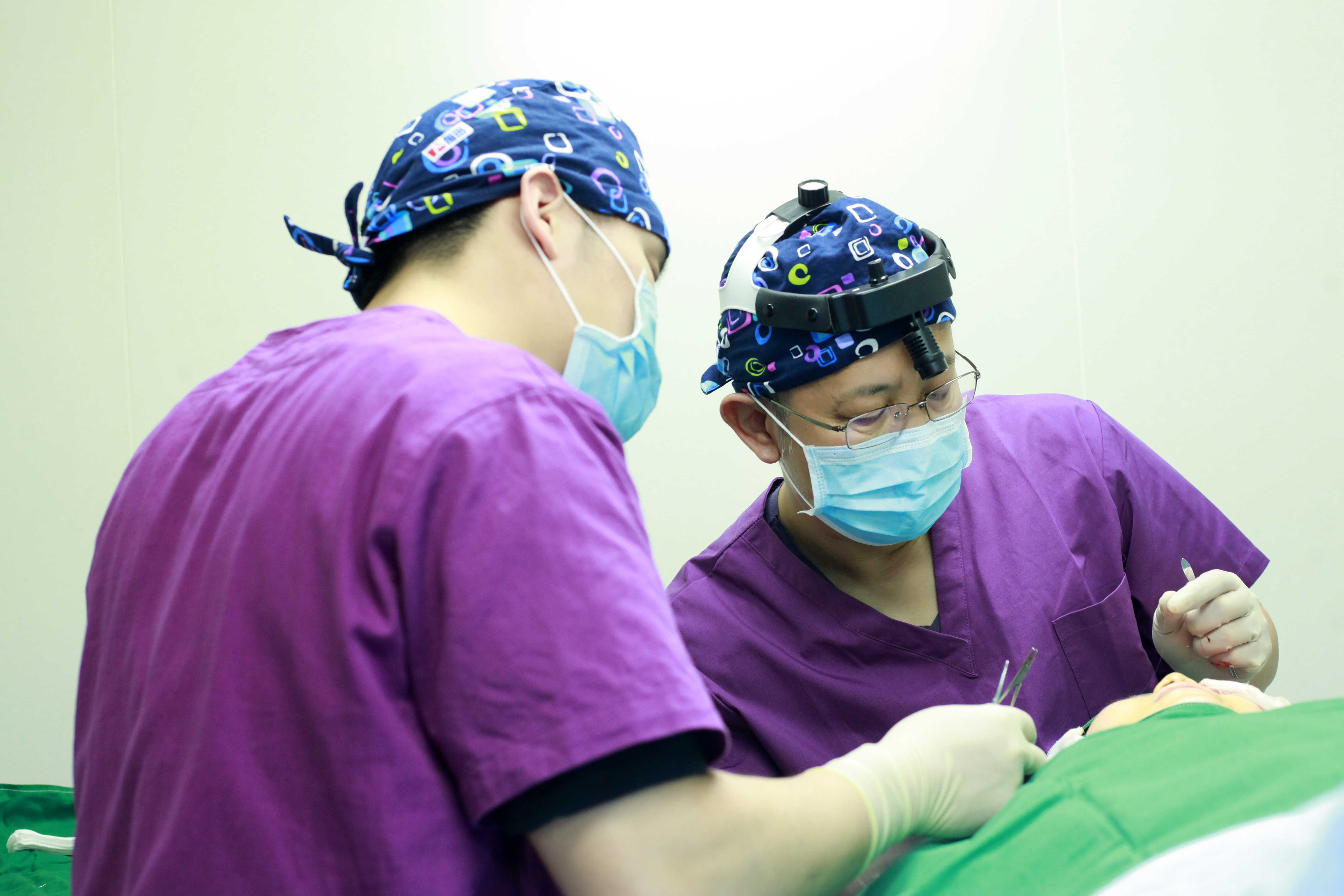 七、廊坊醫(yī)大整形醫(yī)院的價格合理嗎