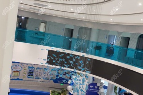 西安醫(yī)大眼科收費(fèi)貴不貴？近視手術(shù)/白內(nèi)障/配鏡都不貴，附詳細(xì)價(jià)格