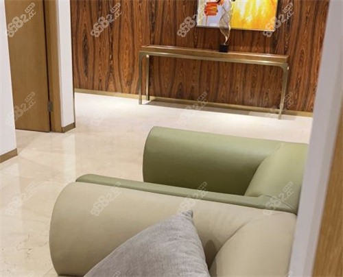 寧波薇琳醫(yī)療美容等候區(qū) 寧波薇琳醫(yī)療美容等候區(qū)