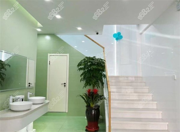 鄭州青松口腔環(huán)境圖片