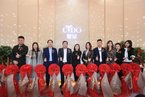 七、適合人群：從脫發(fā)修復(fù)到藝術(shù)植發(fā)全覆蓋