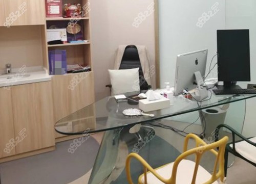 北京藝美醫(yī)療美容面診室環(huán)境示意圖