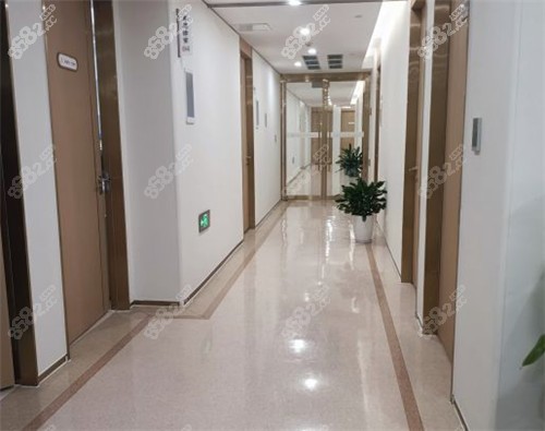 重慶星榮整形走廊環(huán)境