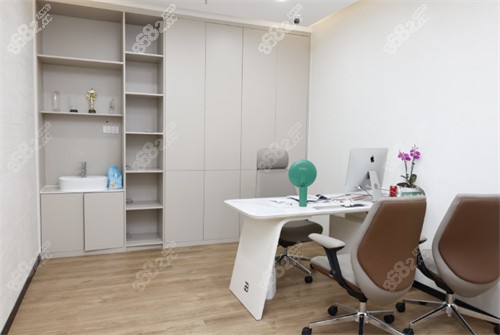 重慶軍科整形美容醫(yī)院面診環(huán)境