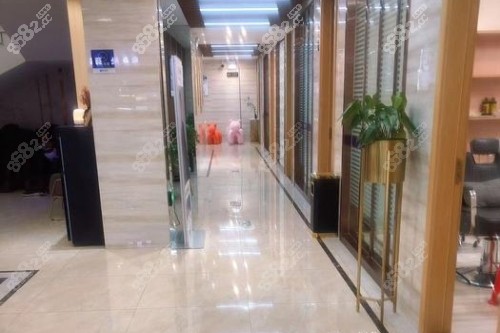 合肥曙光植發(fā)醫(yī)院走廊展示