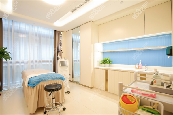 重慶星榮整形外科護(hù)理