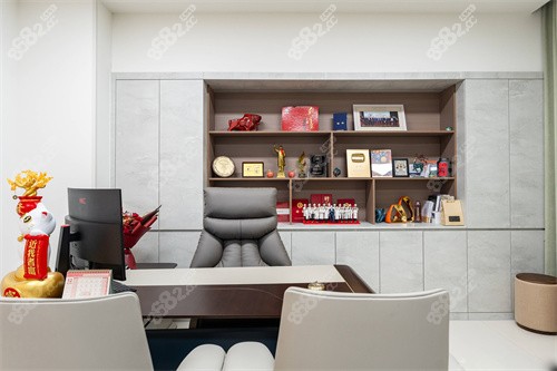 重慶鄭荃麗格黃金醫(yī)療美容商談室