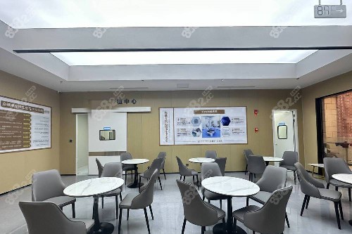 天水中百口腔種植中心候診區(qū) 天水中百口腔種植中心候診區(qū)