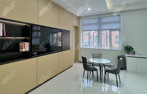 阜陽華康口腔等候區(qū)環(huán)境