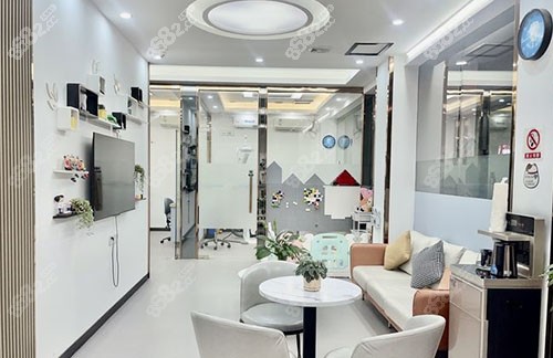 廣州奧洋口腔牙齒治療等候區(qū) 廣州奧洋口腔牙齒治療等候區(qū)