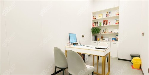 昆明唯諾貝爾口腔面診室 昆明唯諾貝爾口腔面診室