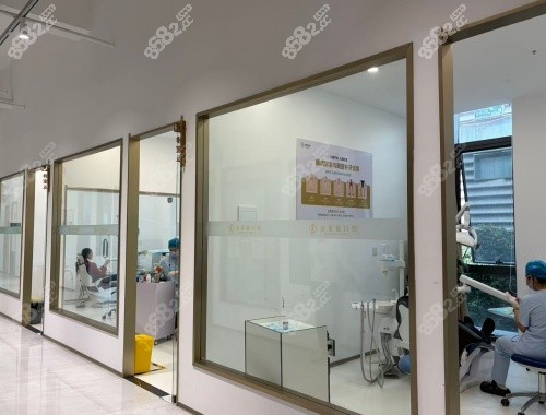 大理金萊雅口腔室外走廊