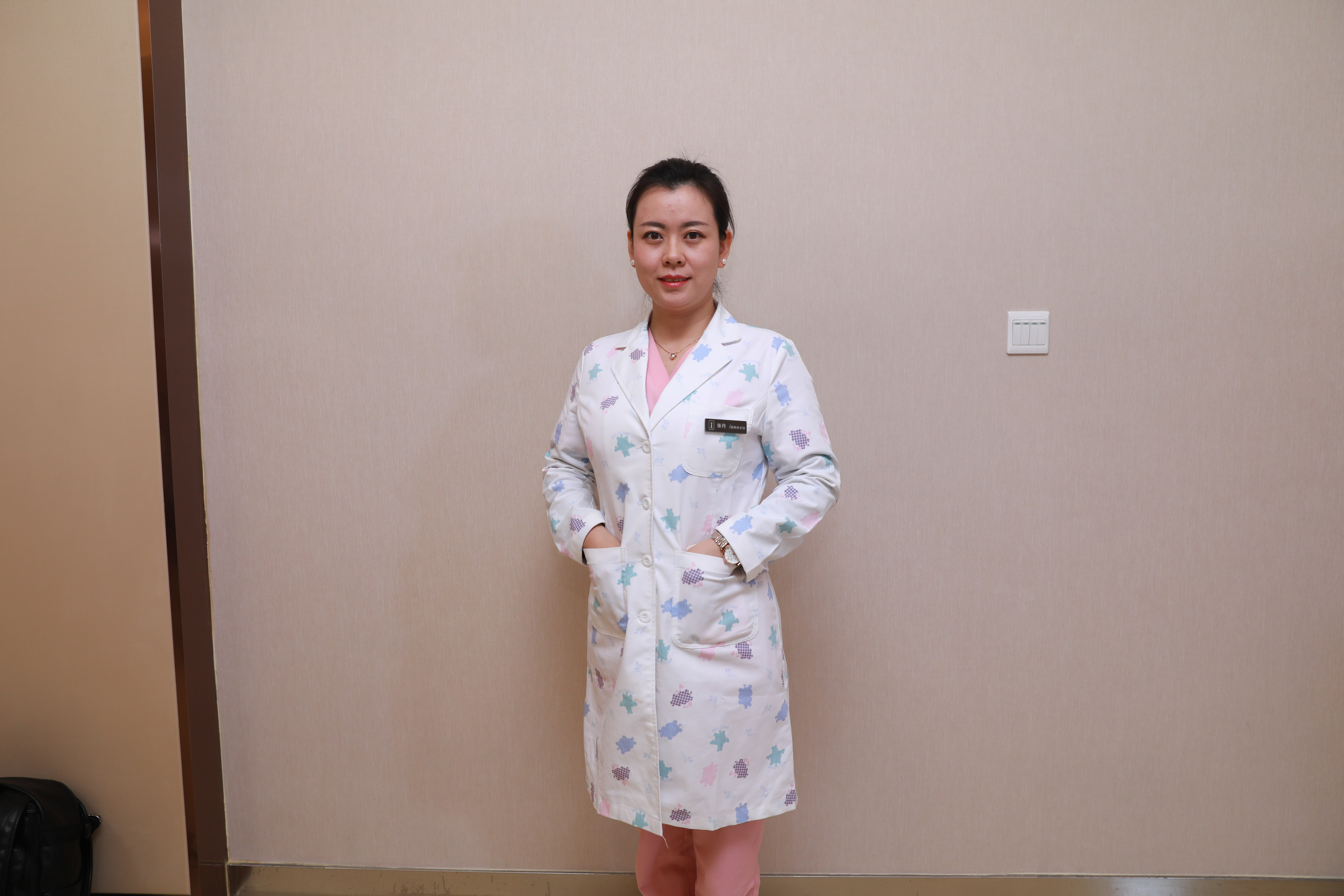 北京巖之畔洛神醫(yī)療美容其他醫(yī)生簡介