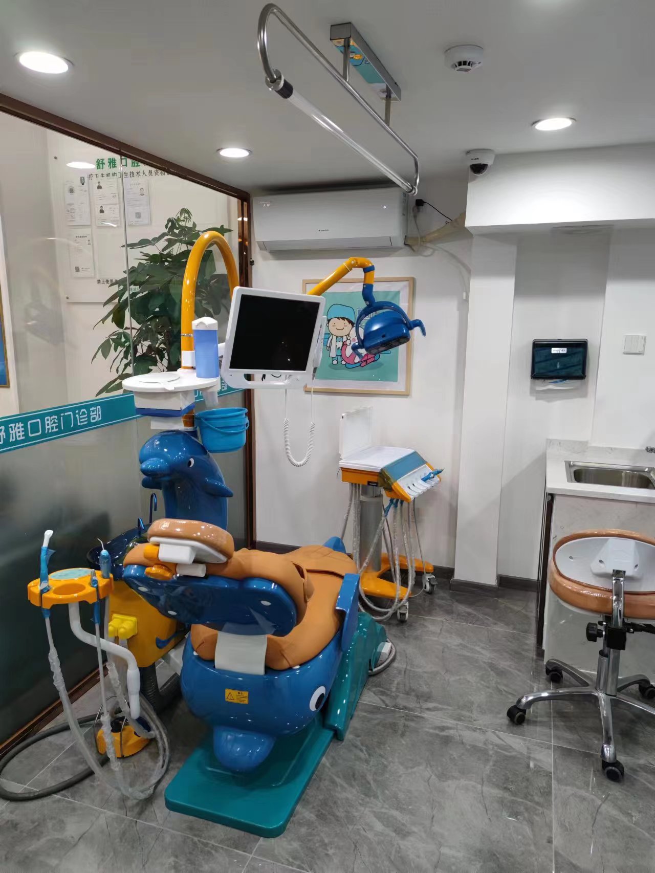 廣州軍美醫(yī)院(吳國勇醫(yī)生):脂肪豐胸存活率高