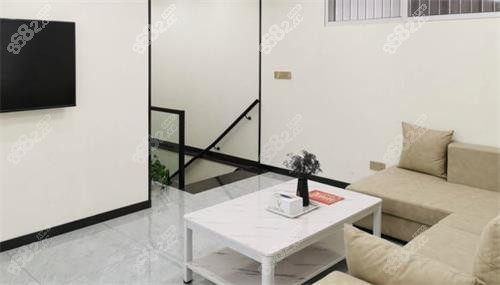 興化一諾口腔等候區(qū)