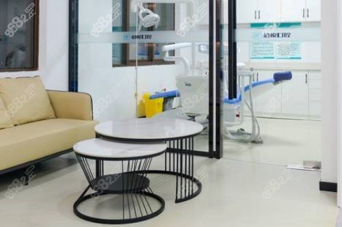 泰州柏悅口腔等候區(qū)