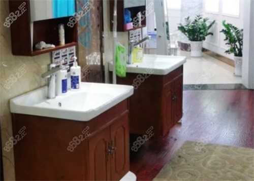 武漢五洲整形洗漱區(qū) 武漢五洲整形洗漱區(qū)