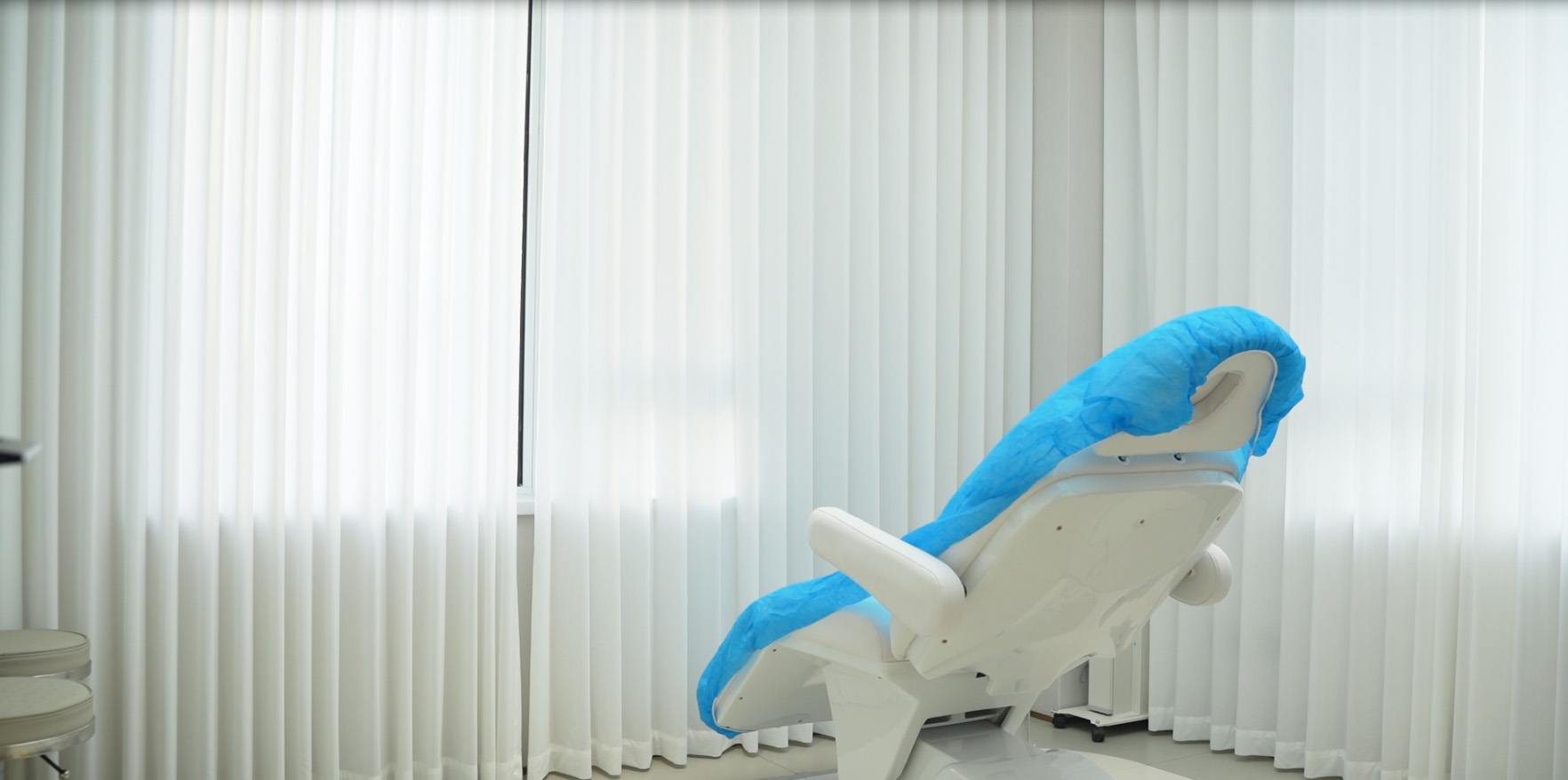 西安西京醫(yī)院眼科做近視手術(shù)多少錢？最新價目表揭秘最低9800元起速來了解