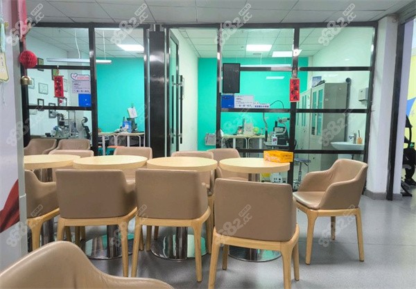 西寧愛爾眼科醫(yī)院內(nèi)部環(huán)境