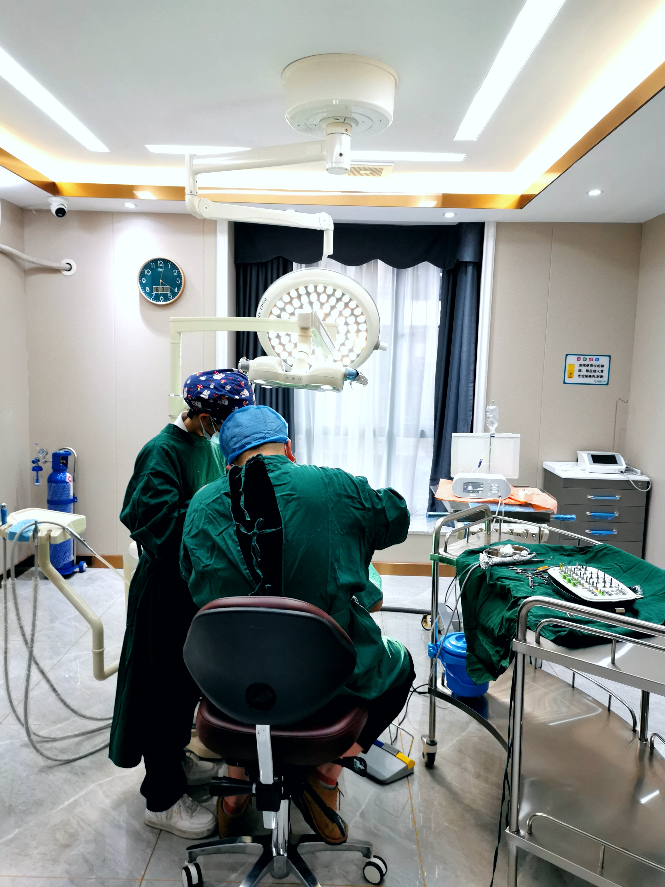 蓬萊種牙醫(yī)院對比，選擇適合你的那一家