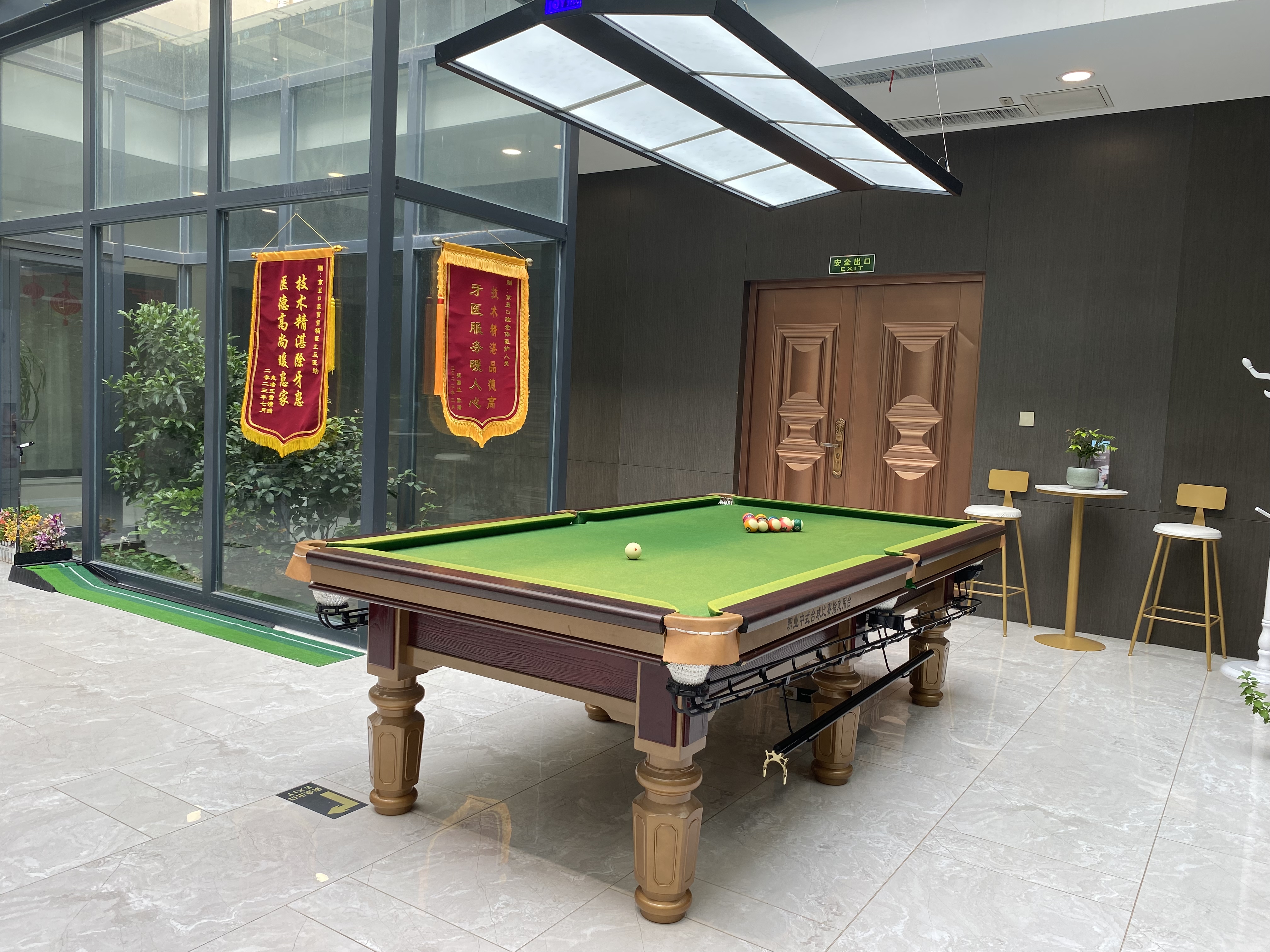 長沙正規(guī)口腔醫(yī)院收費價目表查詢電話