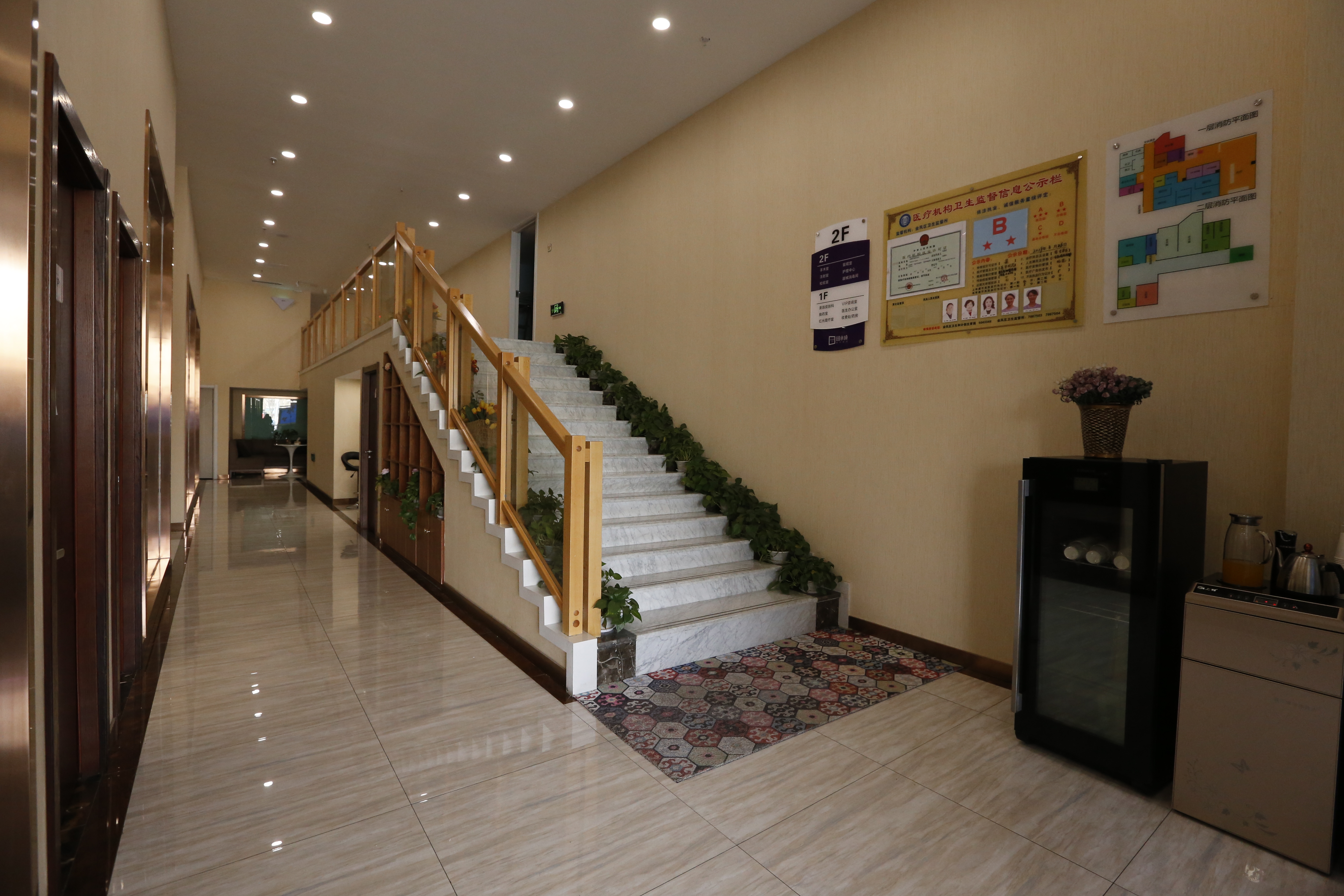 深圳南雅醫(yī)療美容整形門診部價格表