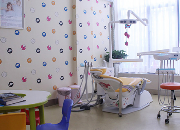 四、西 南口腔醫(yī)院的醫(yī)生團隊