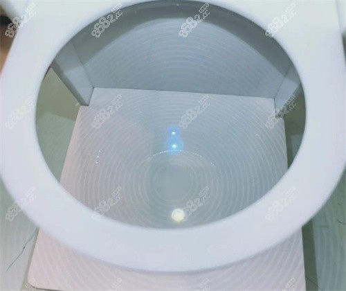 防控近视镜哪个牌子好？豪雅、依视路、蔡司小乐圆三方评测，内行人教你