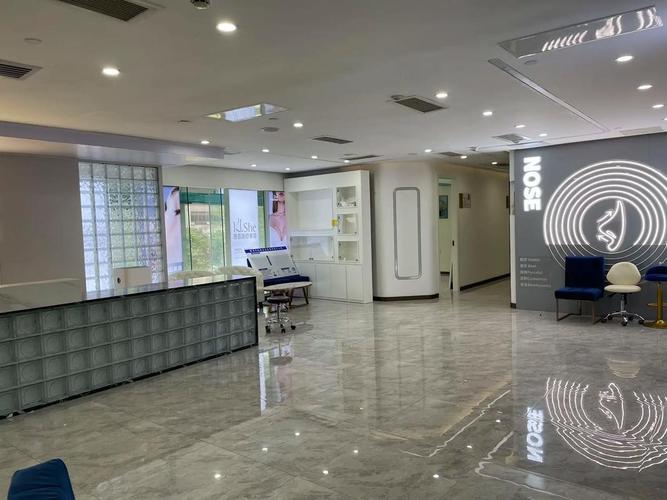 成都醫(yī)附大疤痕醫(yī)院是否正規(guī)？衛(wèi)健委審批、多學(xué)科診療體系及低復(fù)發(fā)率證明其正規(guī)！