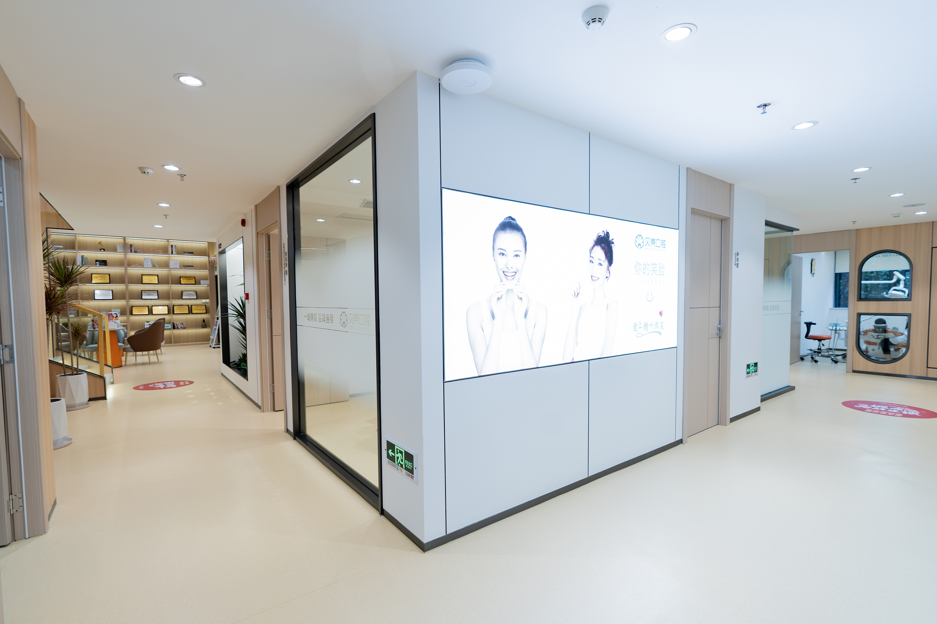 華 西口腔種植牙2026價格背后的技術(shù)支撐