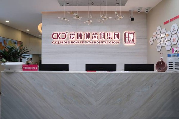 切口選擇：乳暈切口優(yōu)勢(shì)多