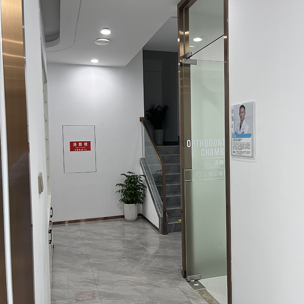 骨干醫(yī)生團(tuán)隊(duì)：不錯(cuò)醫(yī)術(shù)保駕護(hù)航